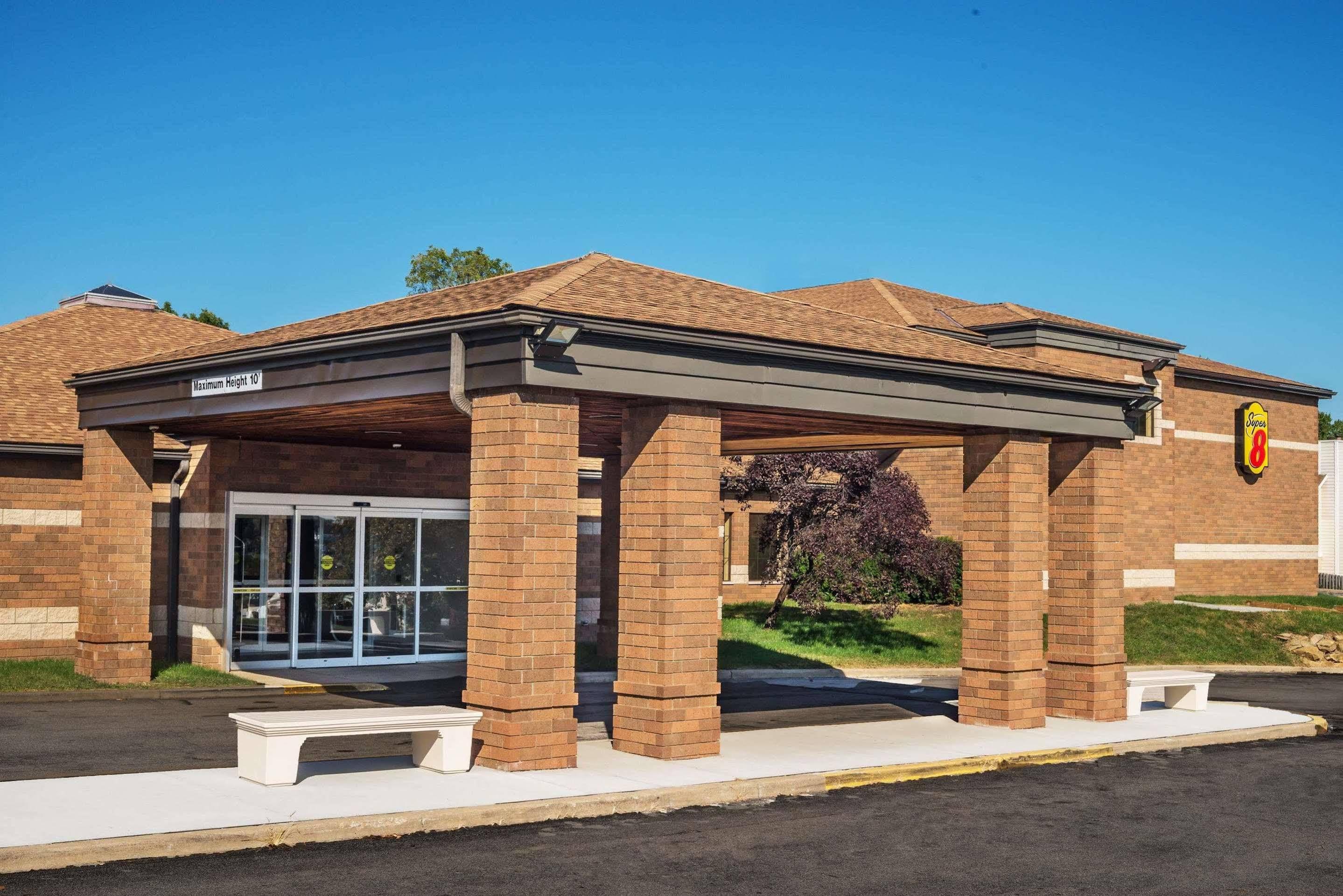Super 8 By Wyndham Copley Akron Kültér fotó
