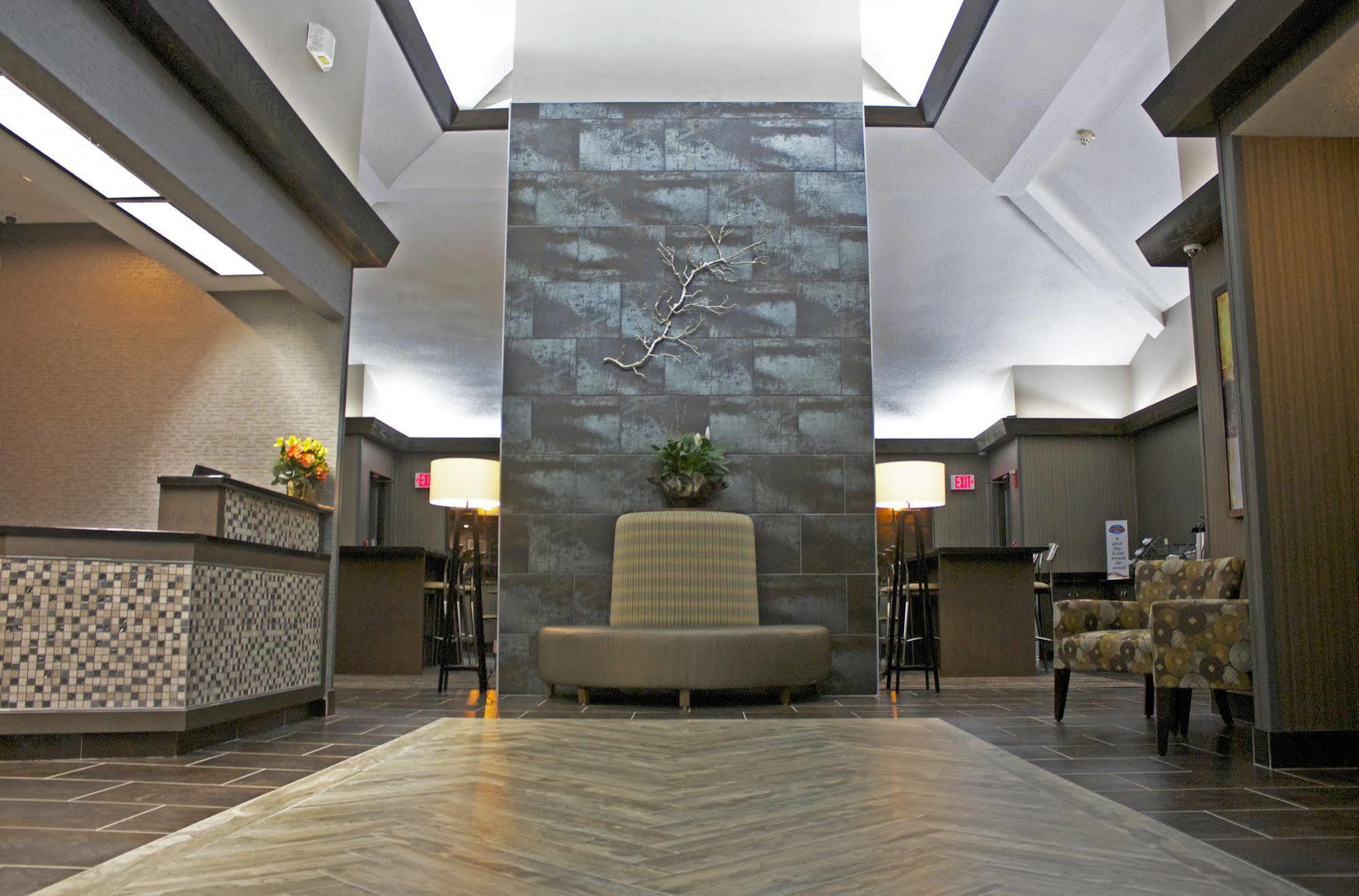 Super 8 By Wyndham Copley Akron Kültér fotó