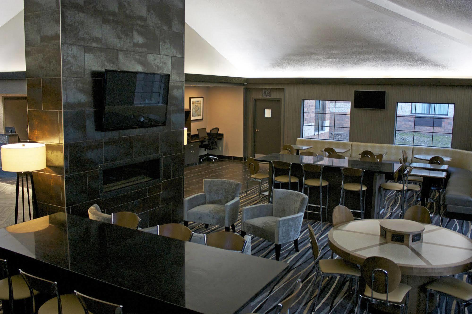 Super 8 By Wyndham Copley Akron Kültér fotó
